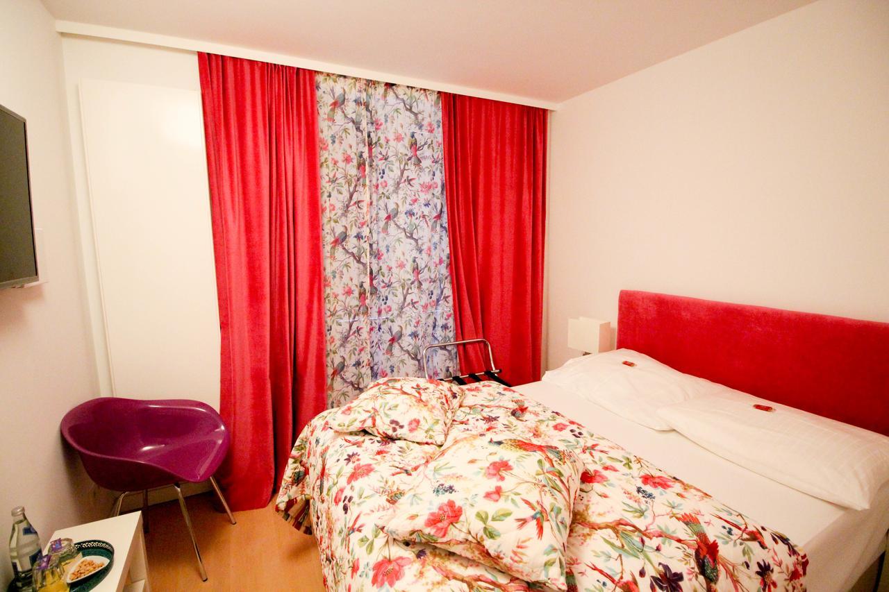 Das Kleine Hotel In Muenchen Εξωτερικό φωτογραφία